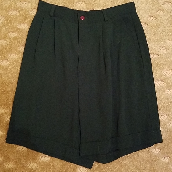 Size 8 shorts - Picture 1 of 3